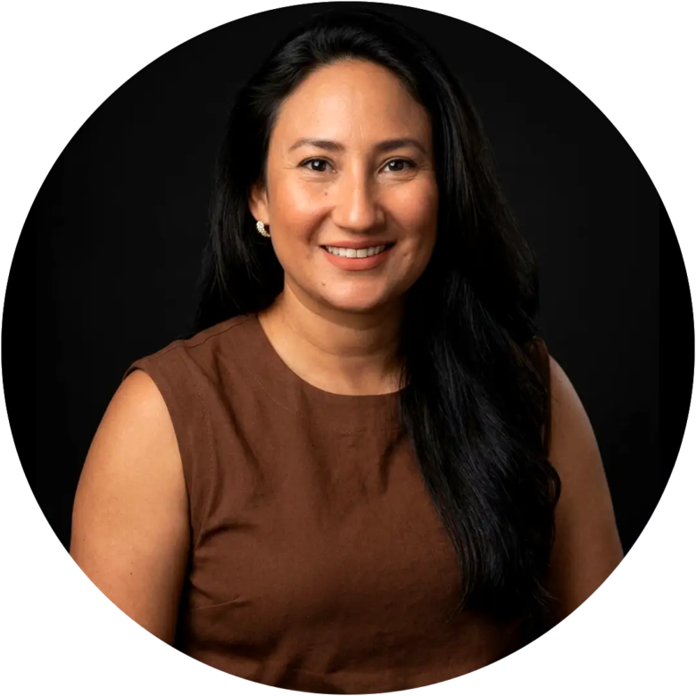 Ivette Román Asesora Inmobiliaria